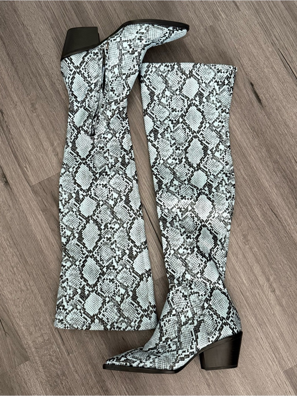 Gianni Bini Blue Snake Print Pointed Thigh High Boots 7